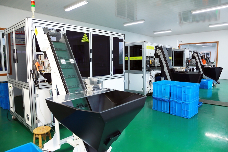 Jiangsu Kunyuan Rubber & Plastic Technology Co.,Ltd productielijn van de fabrikant